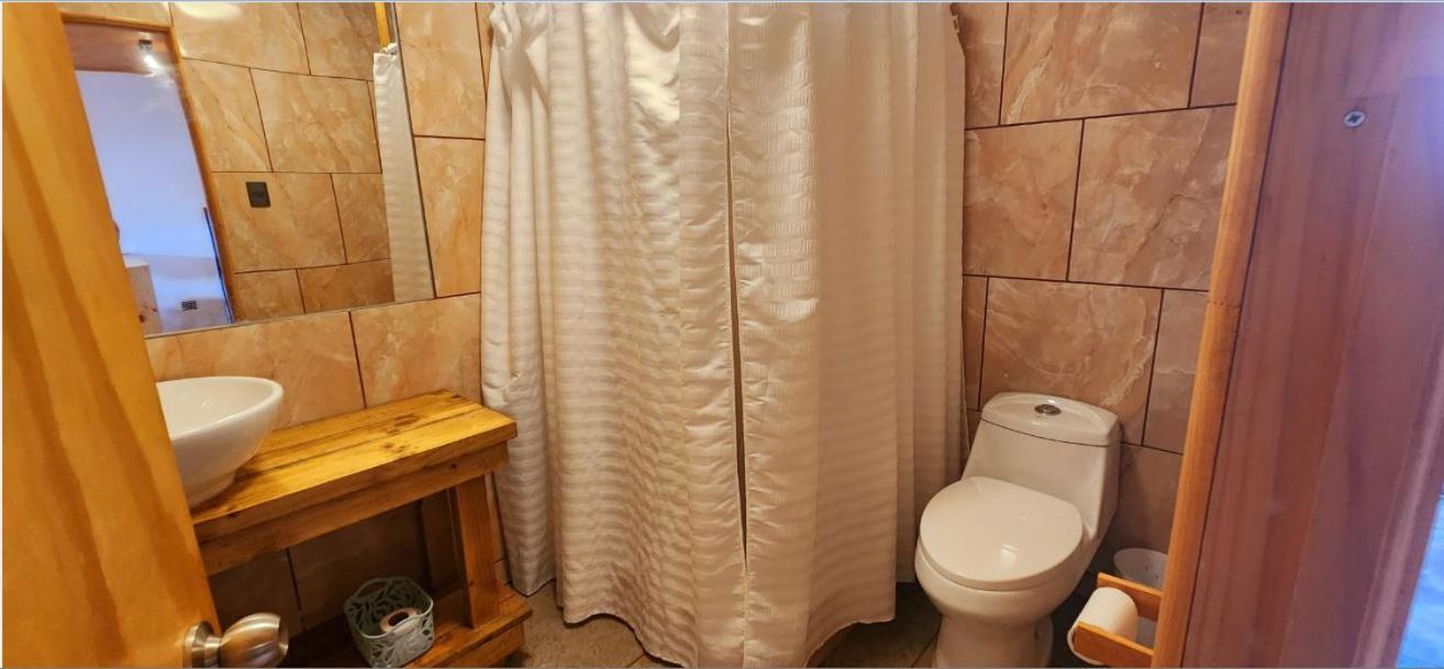 Apartamentos Tupuna Lodge Анґа-Роа Екстер'єр фото