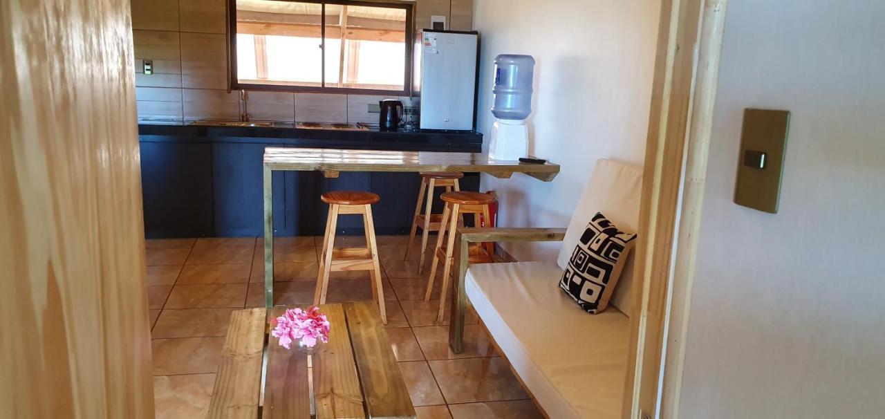 Apartamentos Tupuna Lodge Анґа-Роа Екстер'єр фото